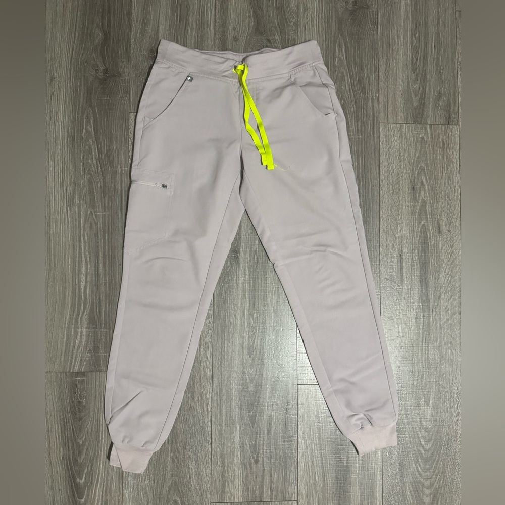 Jogger scrubs